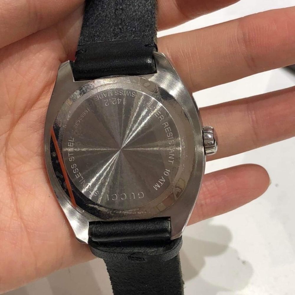 Gucci Mens Watch - Picture 9 of 13